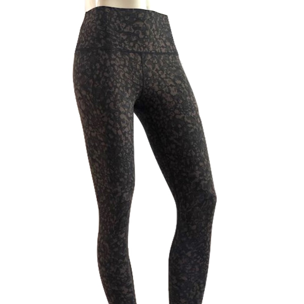 * NEW WUNDER UNDER HR TIGHT 28"